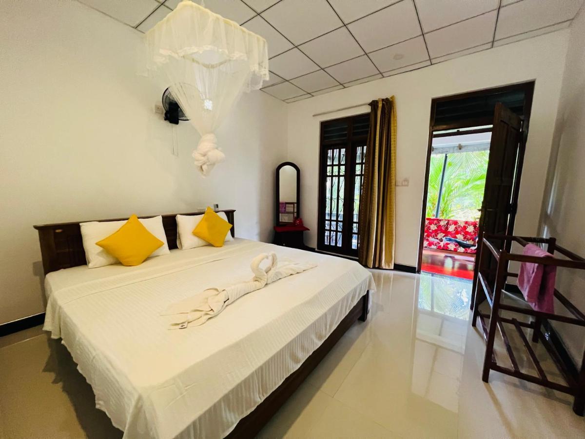 Sigiri Budget Homestay Sigiriya Esterno foto