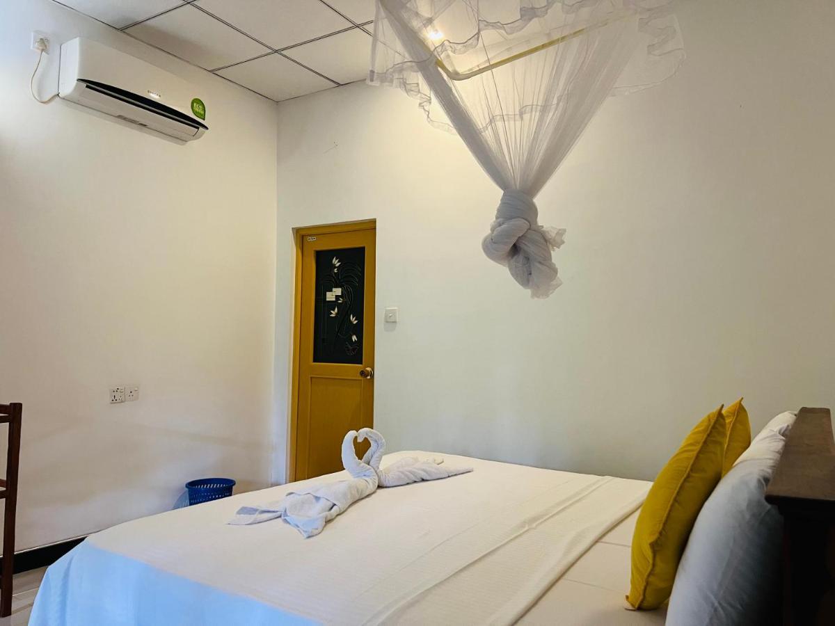 Sigiri Budget Homestay Sigiriya Esterno foto