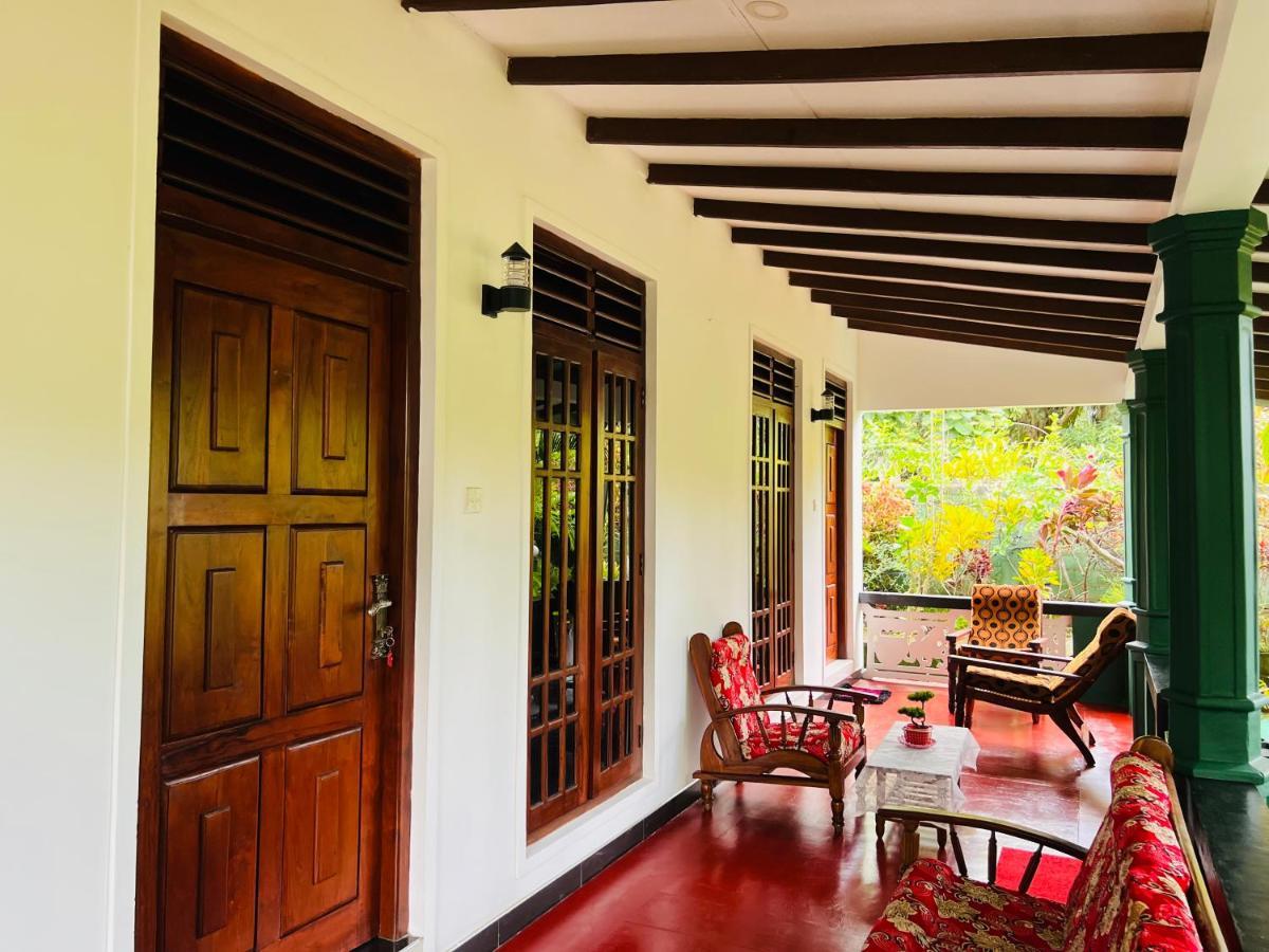 Sigiri Budget Homestay Sigiriya Esterno foto