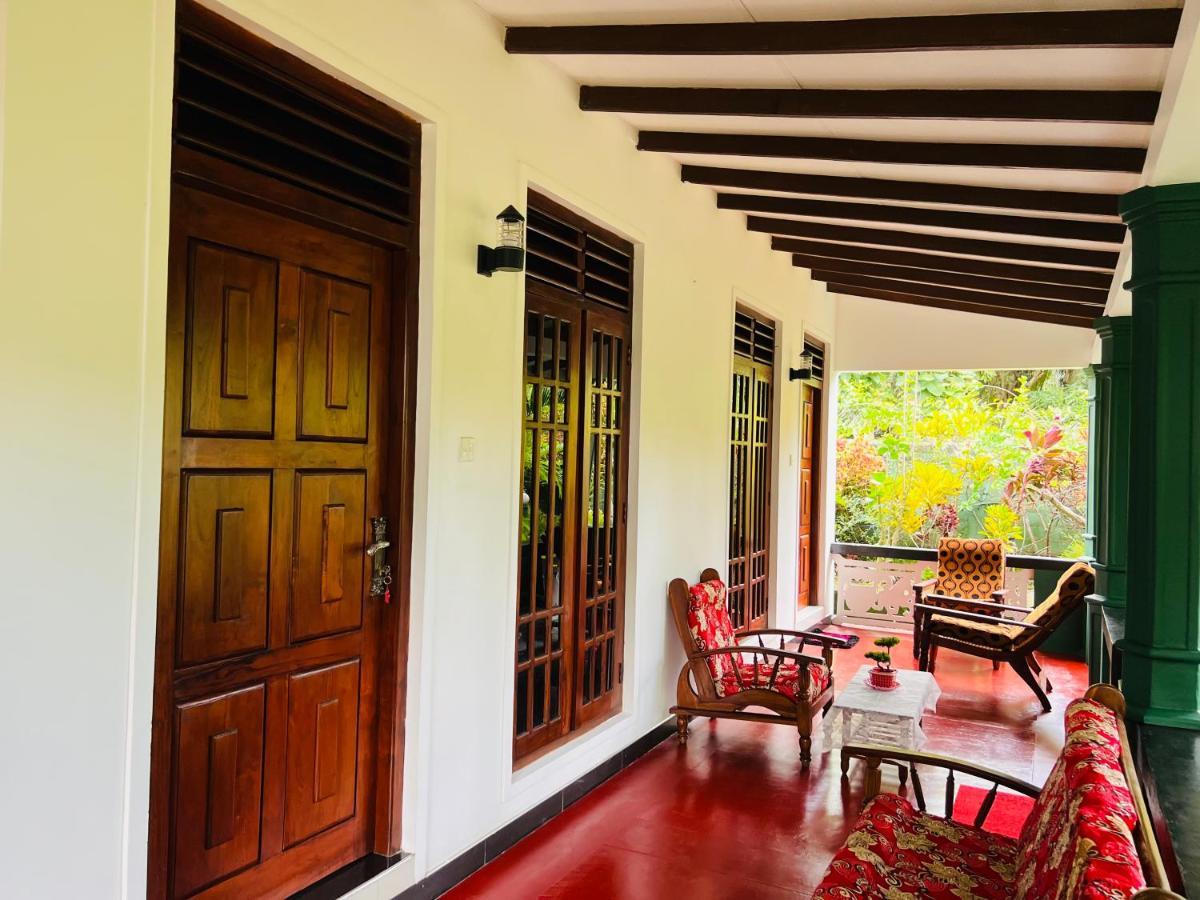 Sigiri Budget Homestay Sigiriya Esterno foto