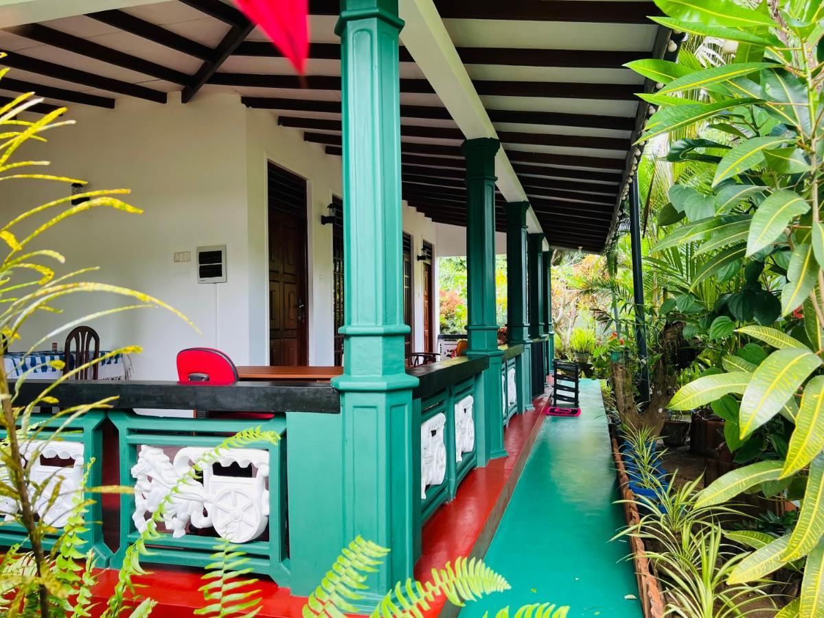 Sigiri Budget Homestay Sigiriya Esterno foto