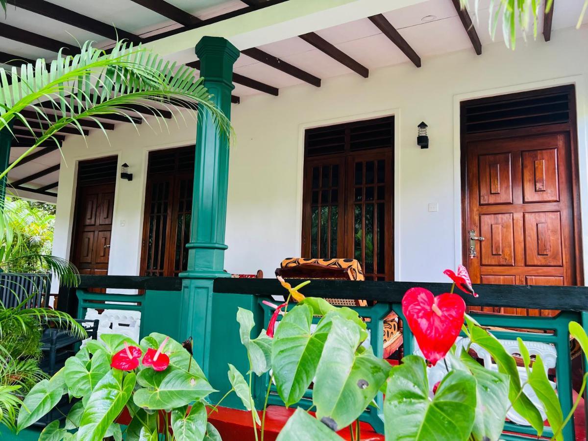 Sigiri Budget Homestay Sigiriya Esterno foto